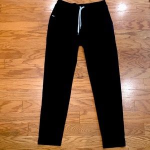 Vuori Like New Condition Ponto Performance Pant